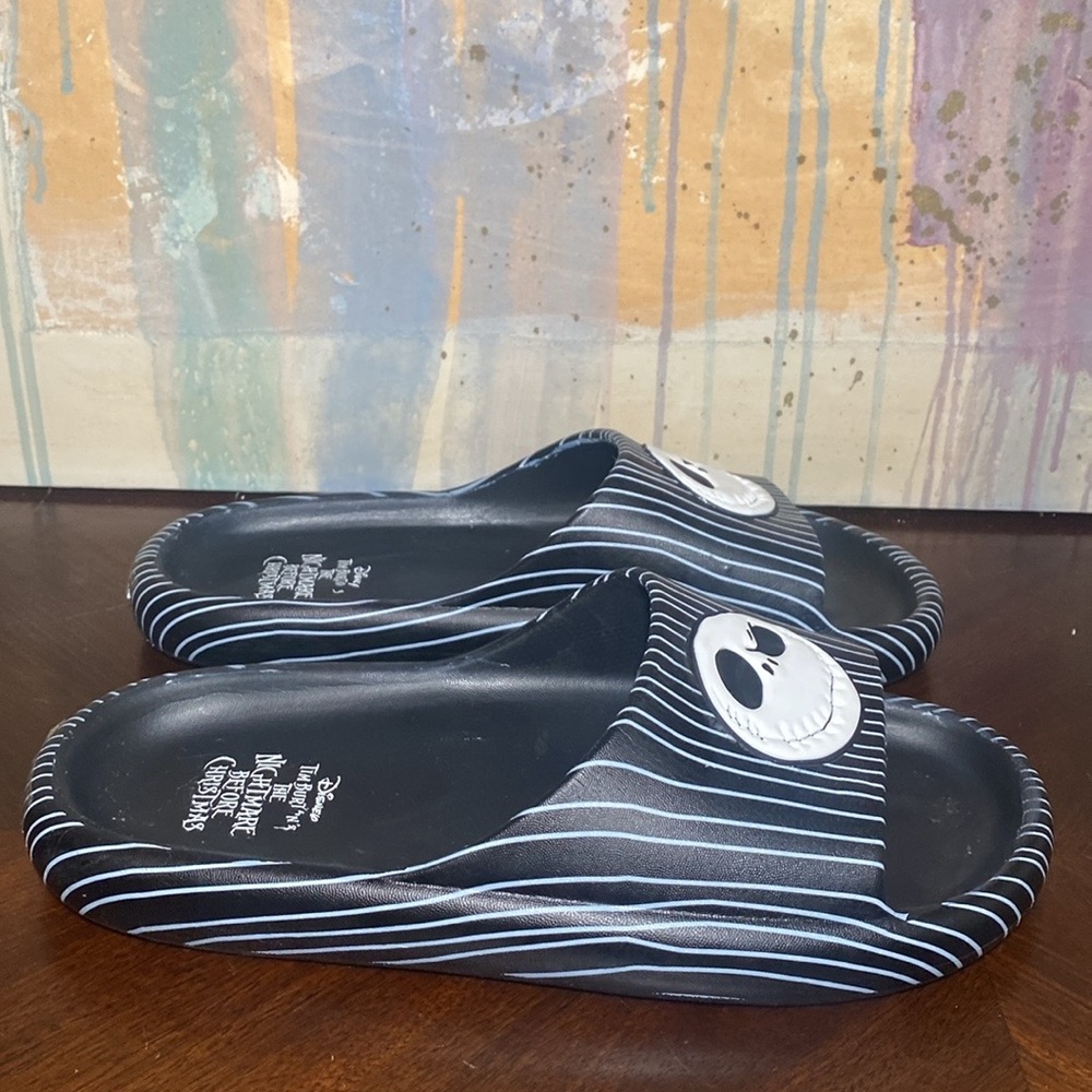 Nightmare before Christmas men’s Comfort Slide Sandals Black size 13